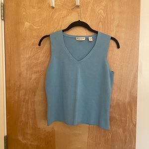 Jones New York tank, size M